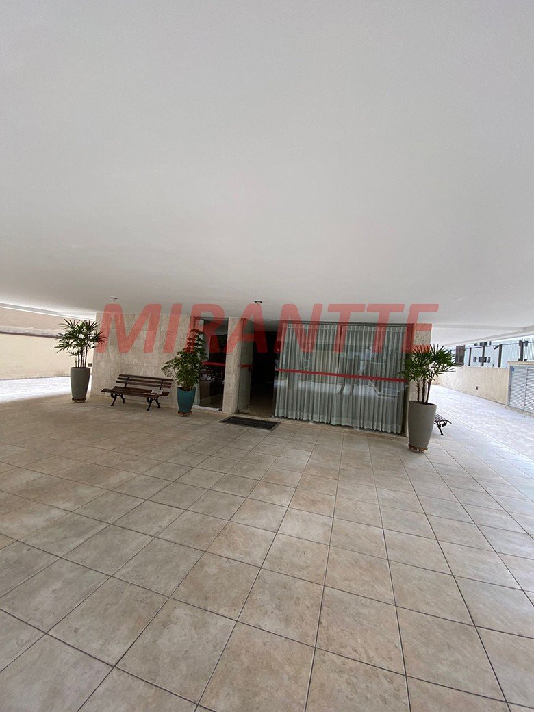 Apartamento de 64m² com 2 quartos em Santana