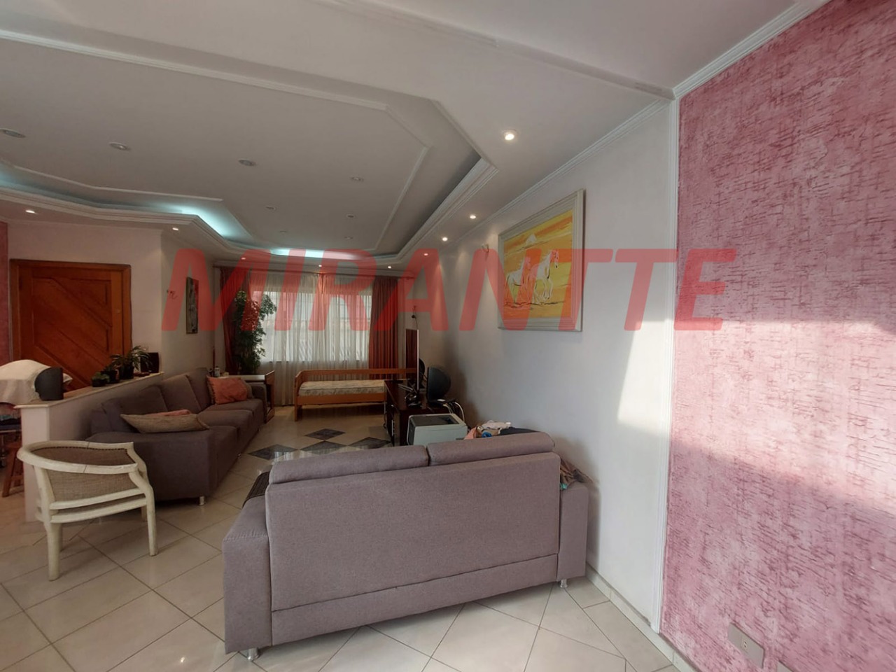 Sobrado de 292m² com 3 quartos em Vila Guilherme