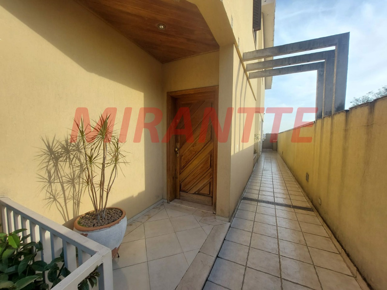 Sobrado de 292m² com 3 quartos em Vila Guilherme