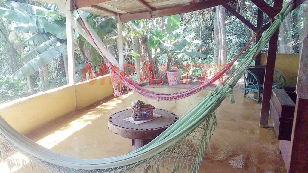 Comercial de 1300m² com 22 quartos em Serra Da Cantareira