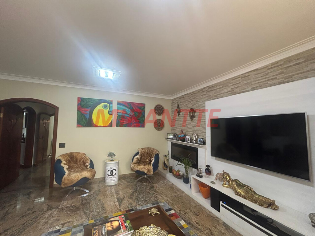Sobrado de 850m² com 4 quartos em Jardim Floresta
