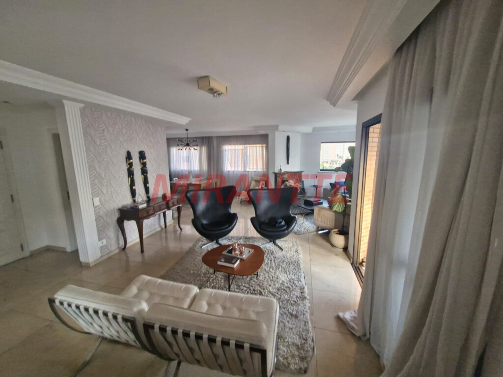 Apartamento de 208m² com 3 quartos em Santana