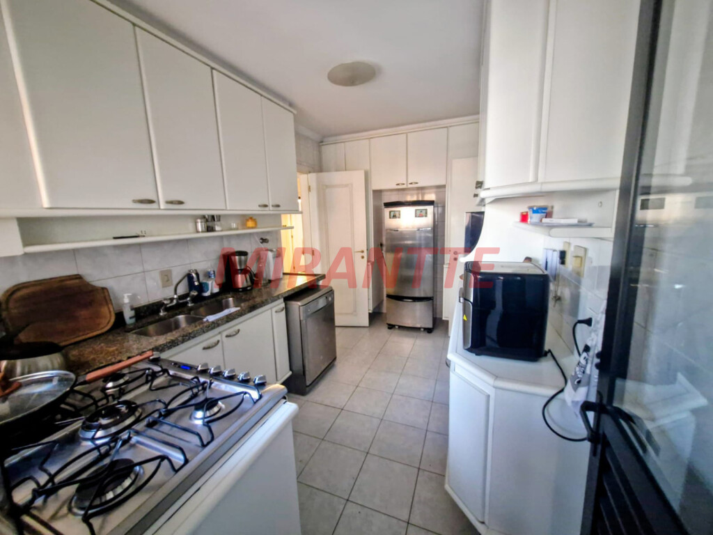 Apartamento de 208m² com 3 quartos em Santana