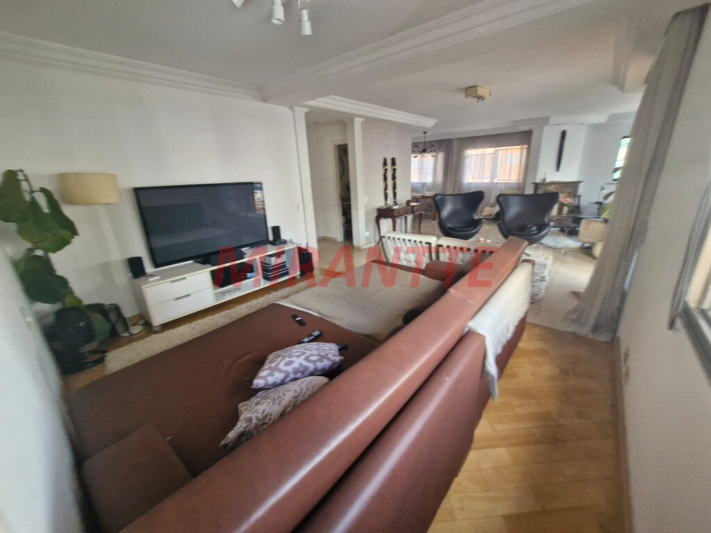 Apartamento de 208m² com 3 quartos em Santana