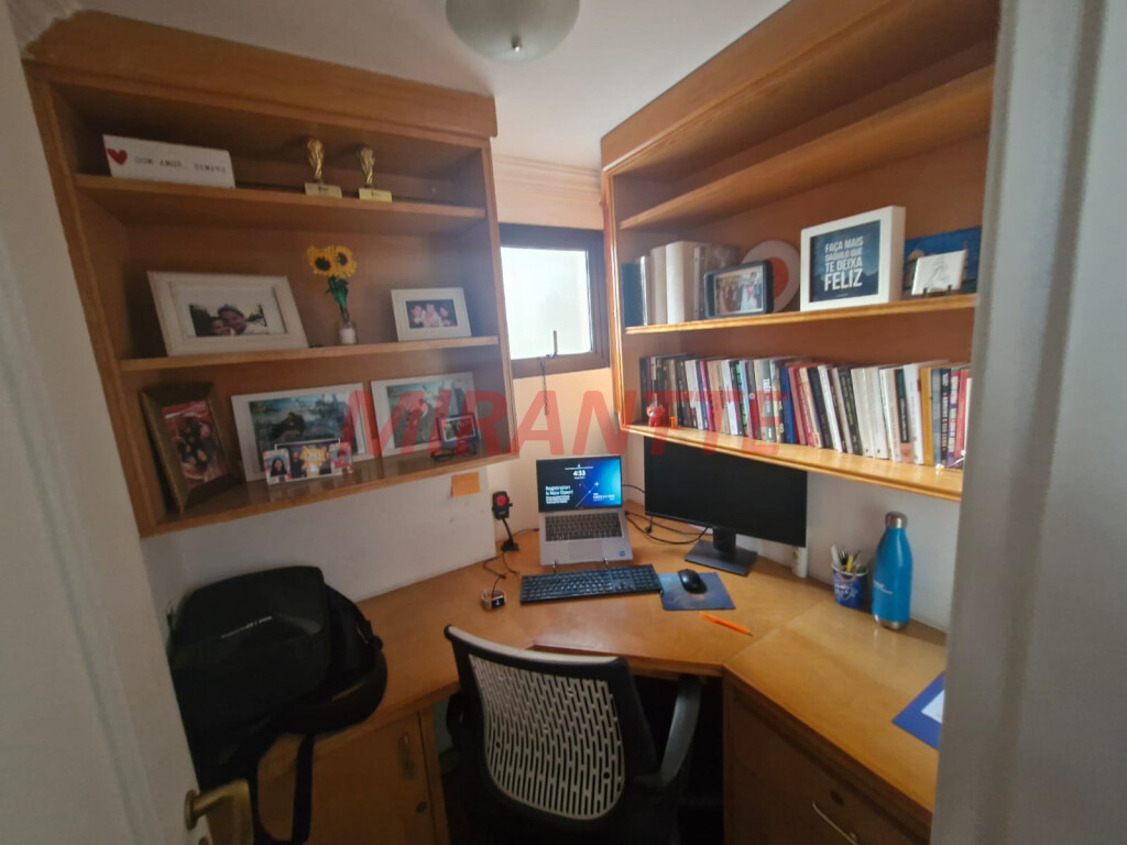 Apartamento de 208m² com 3 quartos em Santana