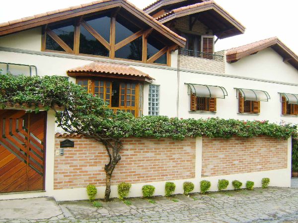Casa terrea de 483m² com 4 quartos em Tremembe