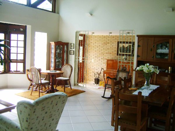 Casa terrea de 483m² com 4 quartos em Tremembe