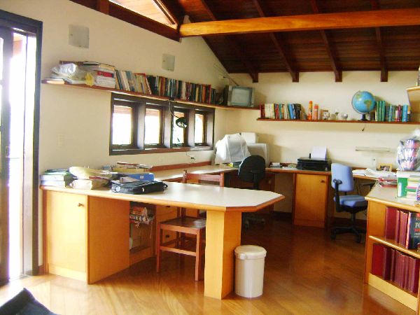 Casa terrea de 483m² com 4 quartos em Tremembe