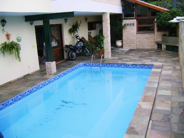 Casa terrea de 483m² com 4 quartos em Tremembe