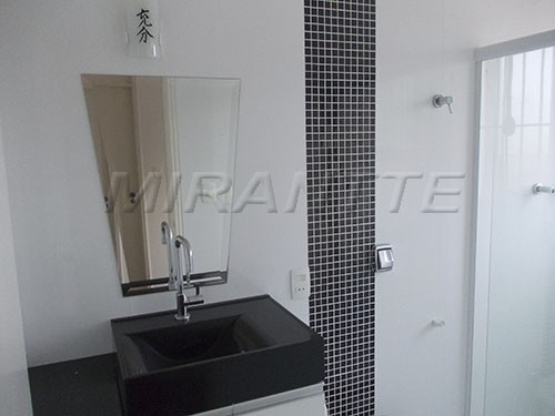 Sobrado de 175m² com 3 quartos em Água Fria