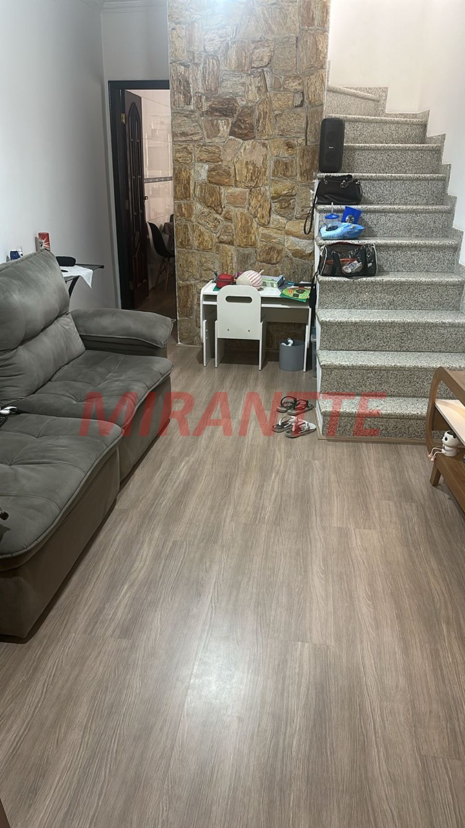 Sobrado de 89m² com 2 quartos em Santana