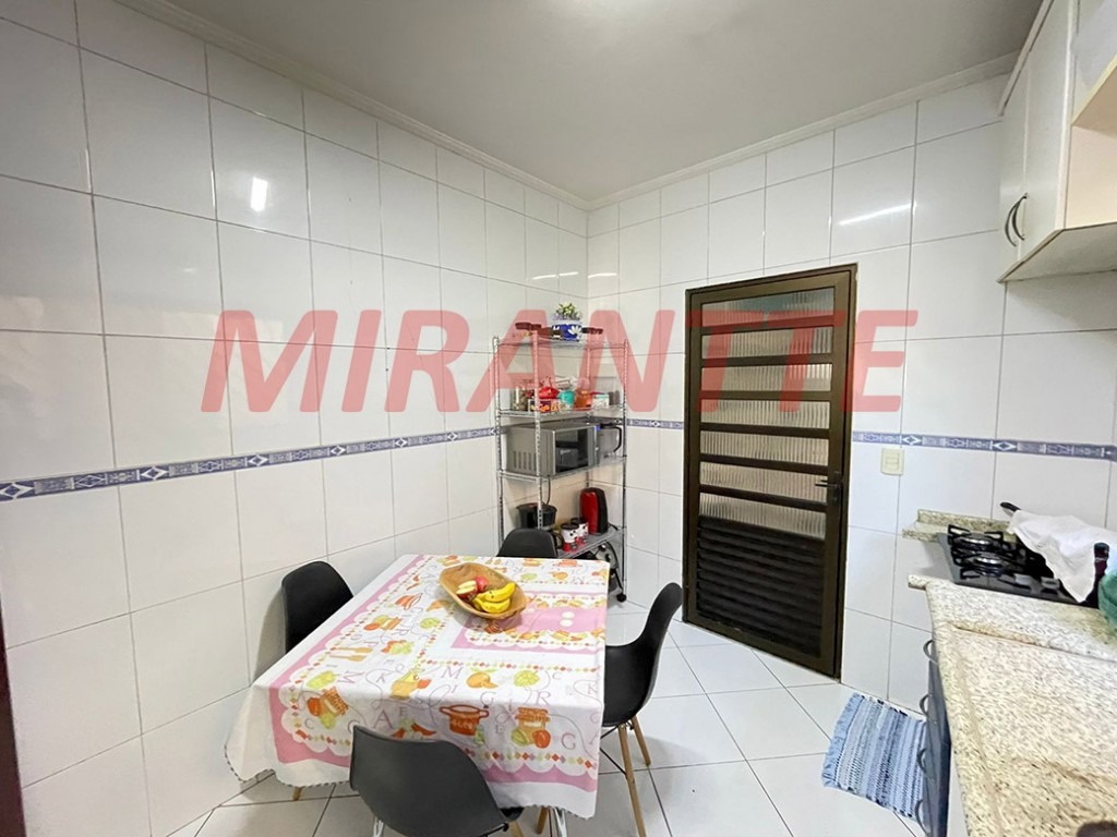 Sobrado de 89m² com 2 quartos em Santana