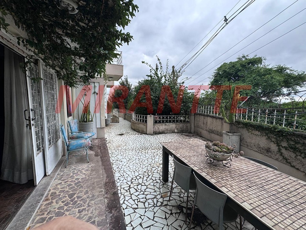 Sobrado de 600m² com 6 quartos em Jardim São Bento
