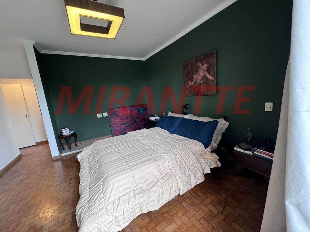 Sobrado de 600m² com 6 quartos em Jardim São Bento