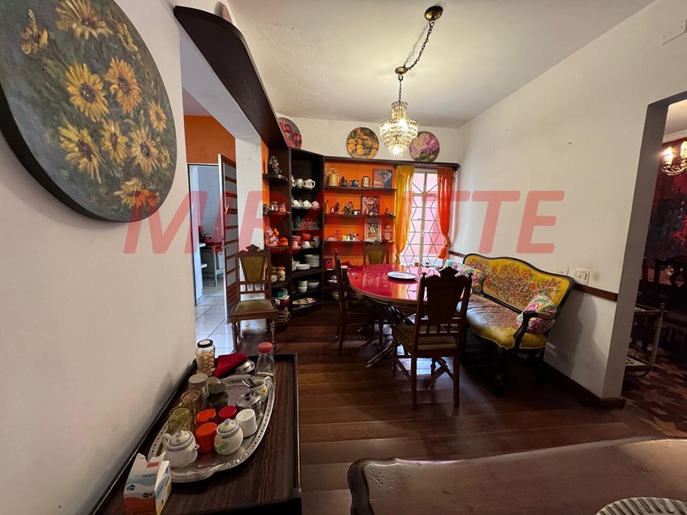 Sobrado de 600m² com 6 quartos em Jardim São Bento