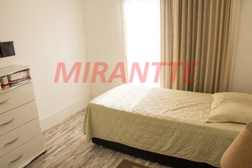 Cobertura de 200m² com 3 quartos em Santana