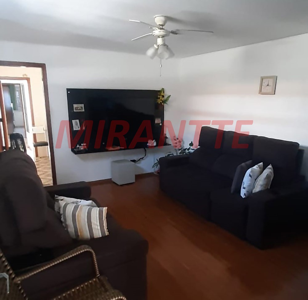 Casa terrea de 180m² com 3 quartos em Jardim Peri