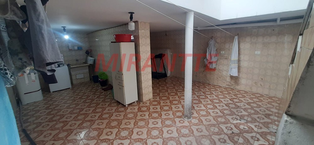 Casa terrea de 180m² com 3 quartos em Jardim Peri
