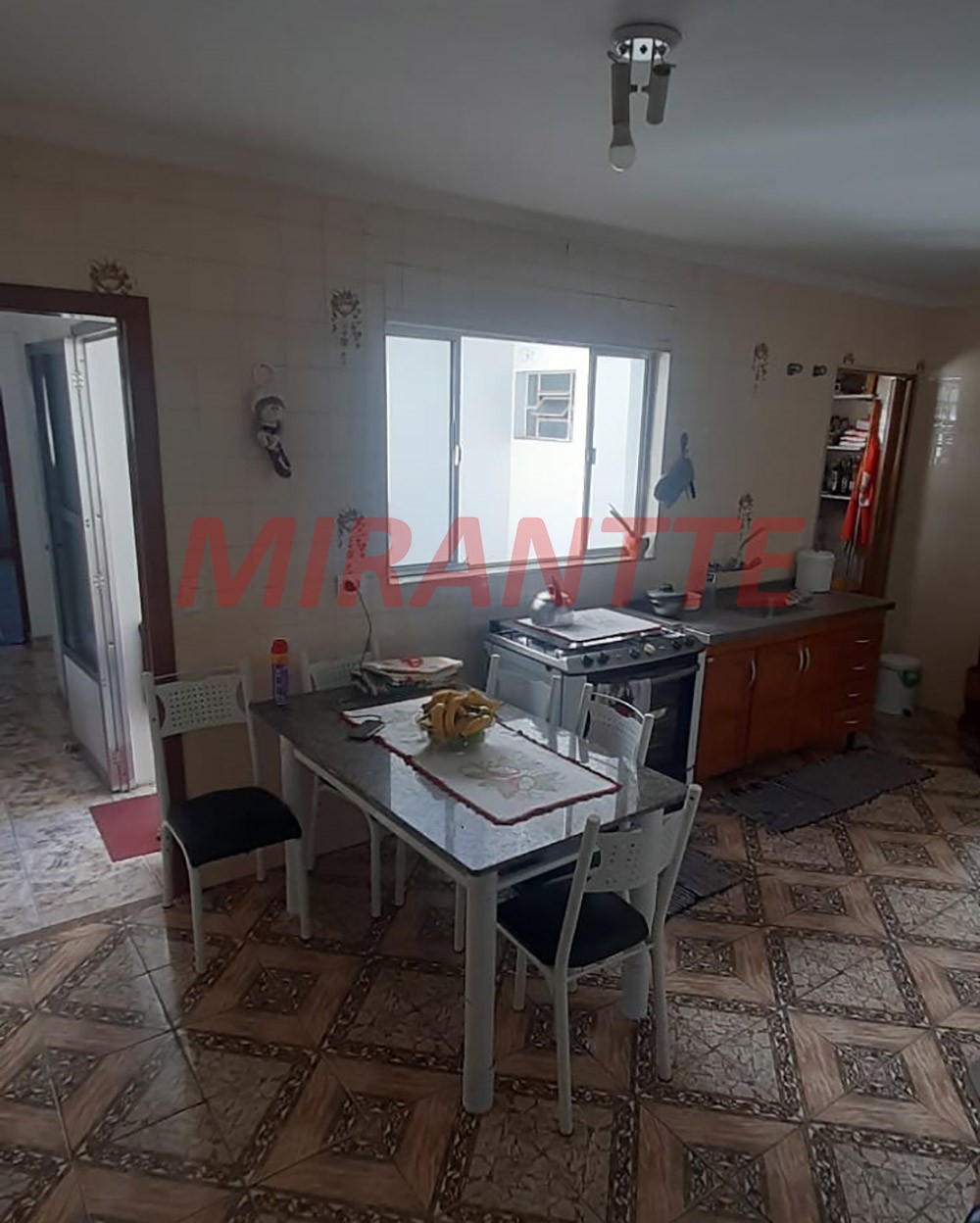 Casa terrea de 180m² com 3 quartos em Jardim Peri