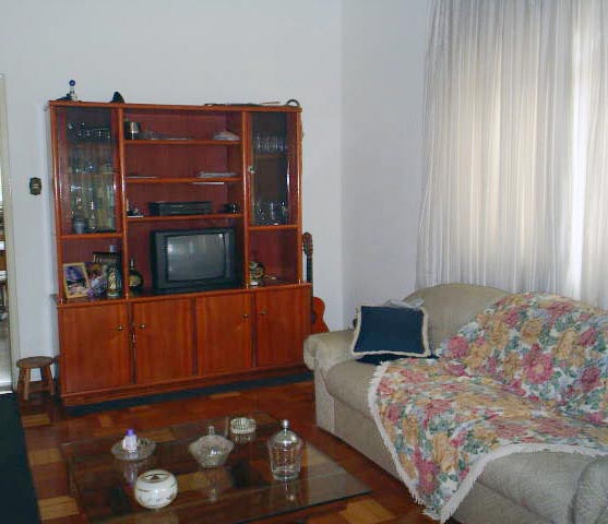 Casa terrea com 3 quartos em Água Fria