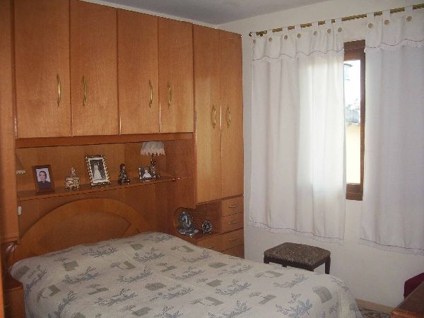 Cond. fechado de 140m² com 3 quartos em Vila Nova Mazzei