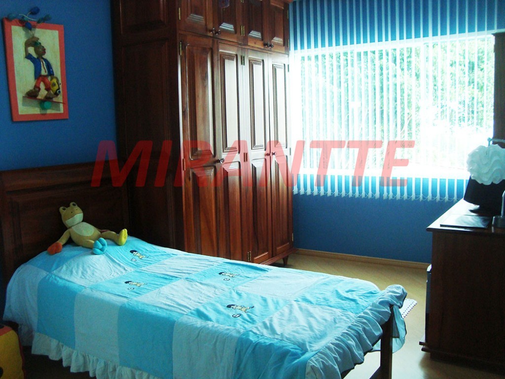 Sobrado de 240m² com 4 quartos em Tucuruvi