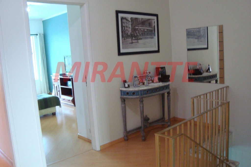 Sobrado de 240m² com 4 quartos em Tucuruvi