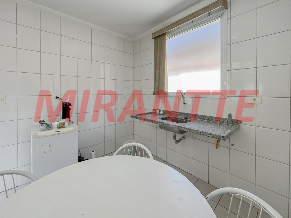 Comercial de 330m² em Santana