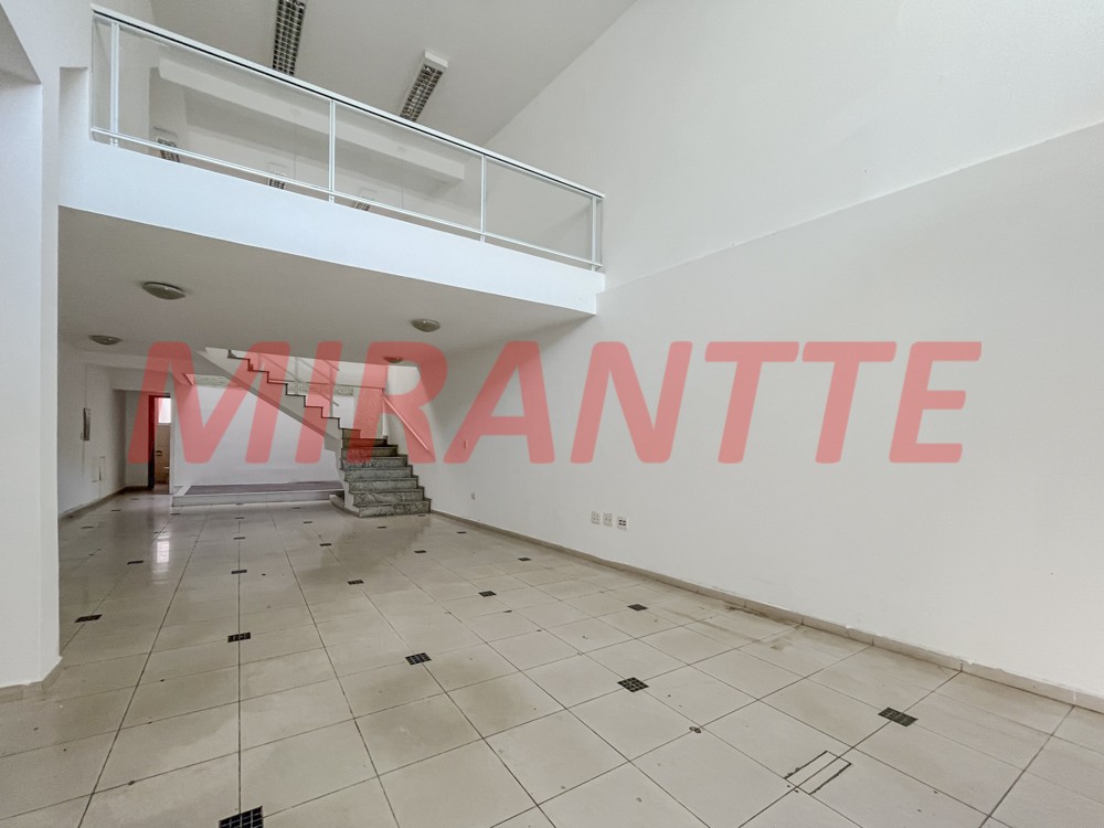 Comercial de 330m² em Santana