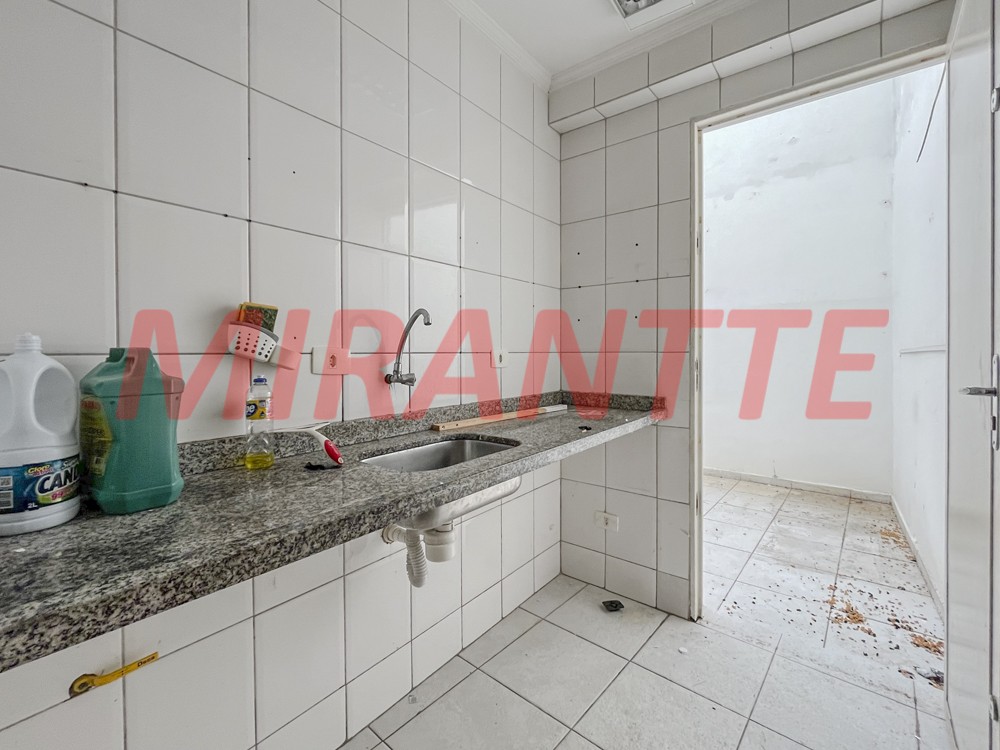 Comercial de 330m² em Santana