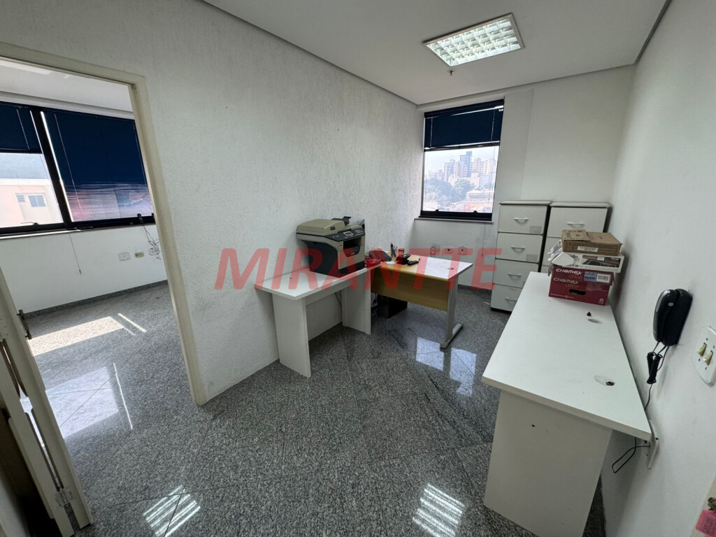 Comercial de 38m² em Santana