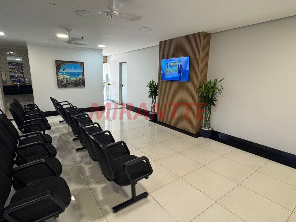 Comercial de 38m² em Santana