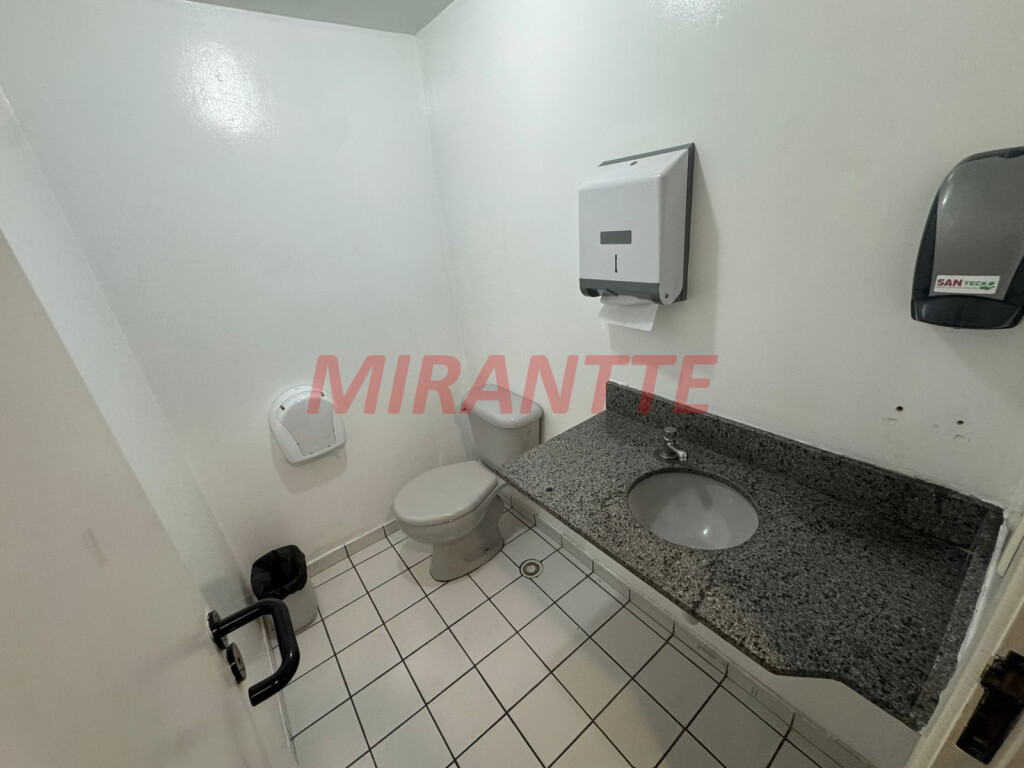 Comercial de 38m² em Santana