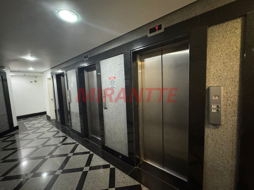 Comercial de 38m² em Santana
