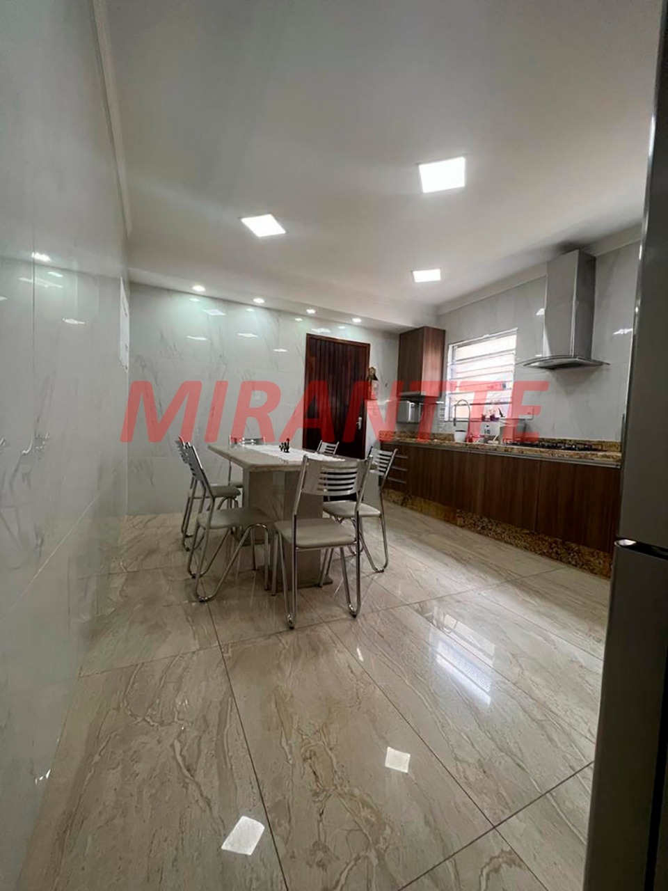 Sobrado de 119m² com 3 quartos em Jardim Entre Serras