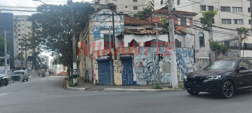 Terreno de 605m² em Santana