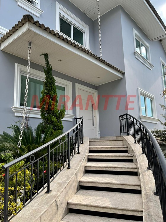 Cond. fechado de 522m² com 3 quartos em Jardim Floresta