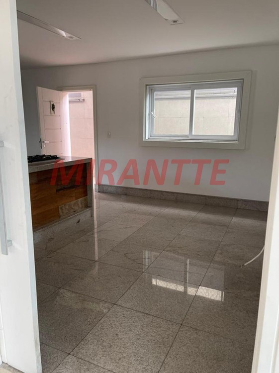 Cond. fechado de 522m² com 3 quartos em Jardim Floresta