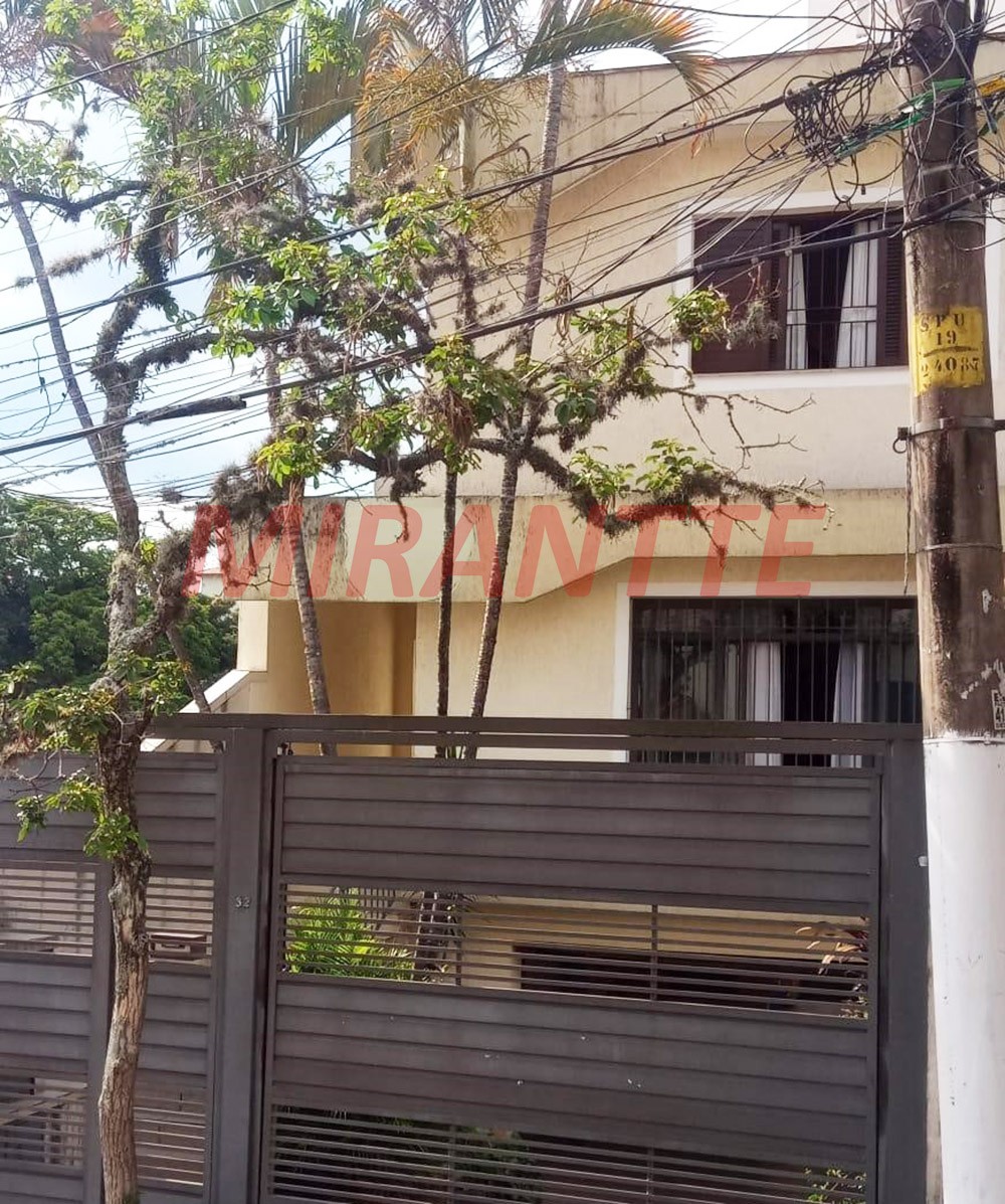 Sobrado de 200m² com 3 quartos em Mandaqui