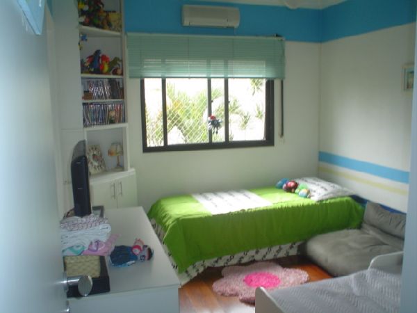 Apartamento de 184m² com 4 quartos em Água Fria