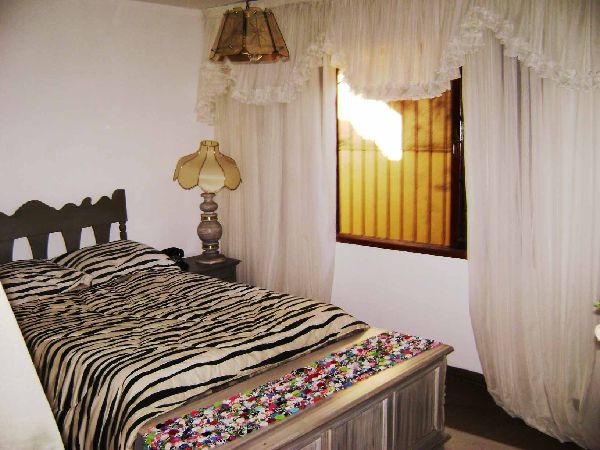 Casa terrea de 390m² com 4 quartos em Tremembe