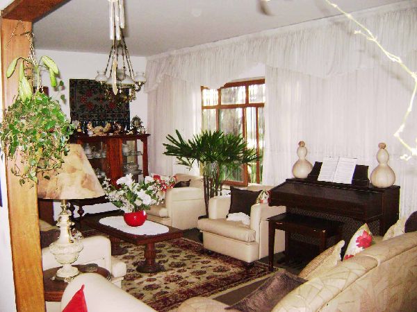 Casa terrea de 390m² com 4 quartos em Tremembe