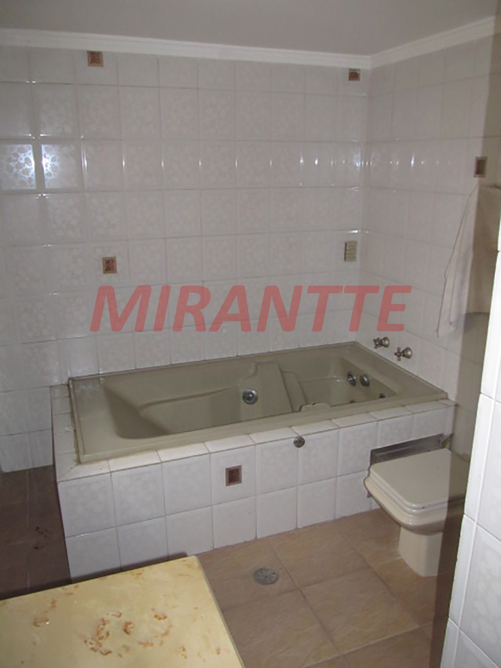 Sobrado de 170m² com 3 quartos em Santana