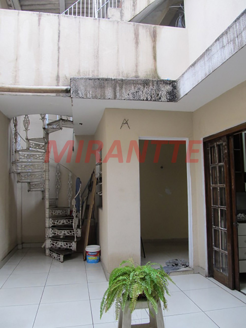 Sobrado de 170m² com 3 quartos em Santana