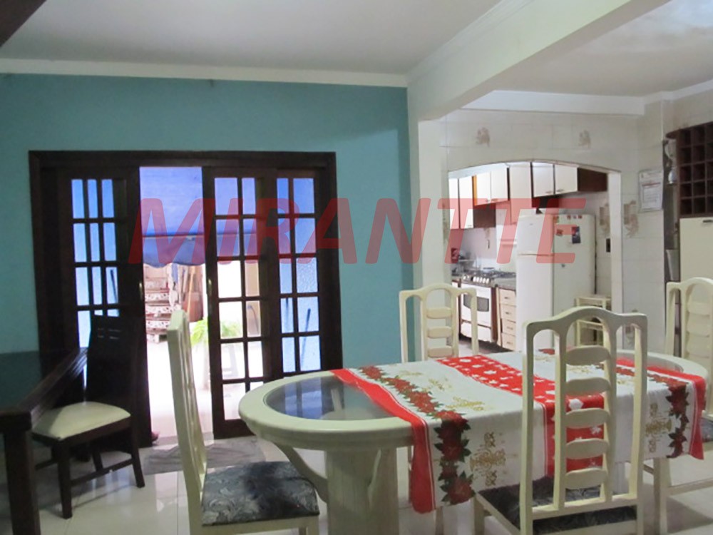 Sobrado de 170m² com 3 quartos em Santana
