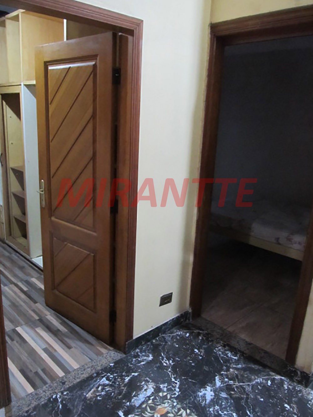 Sobrado de 170m² com 3 quartos em Santana