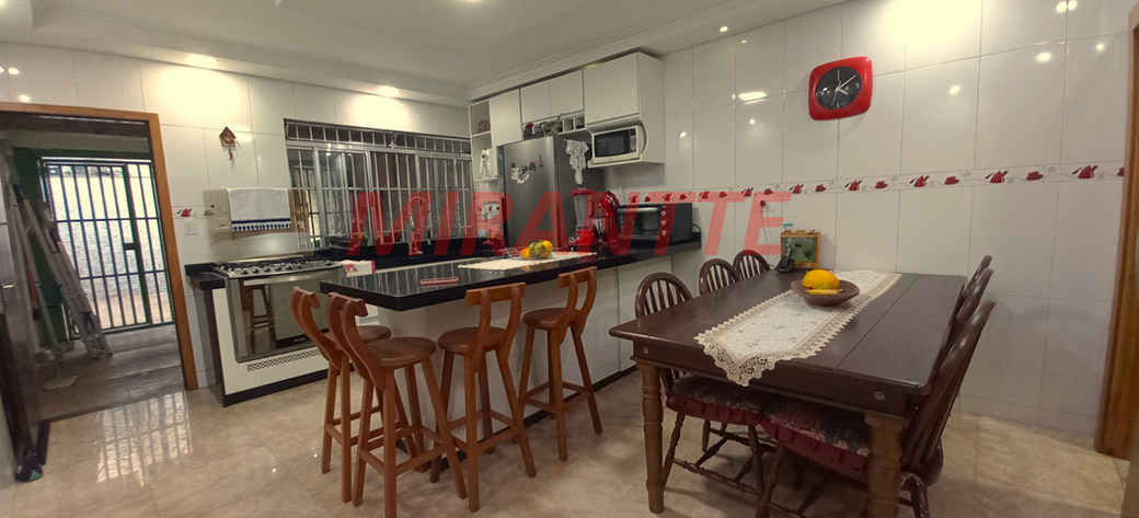 Sobrado de 195m² com 3 quartos em Vila Guilherme