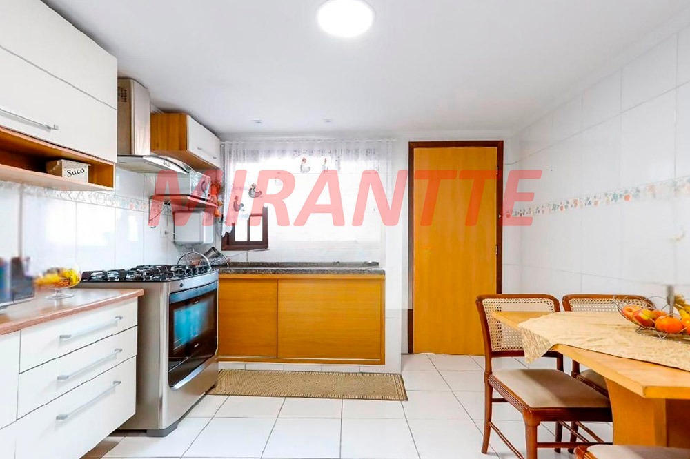 Sobrado de 188m² com 3 quartos em Vila Guilherme