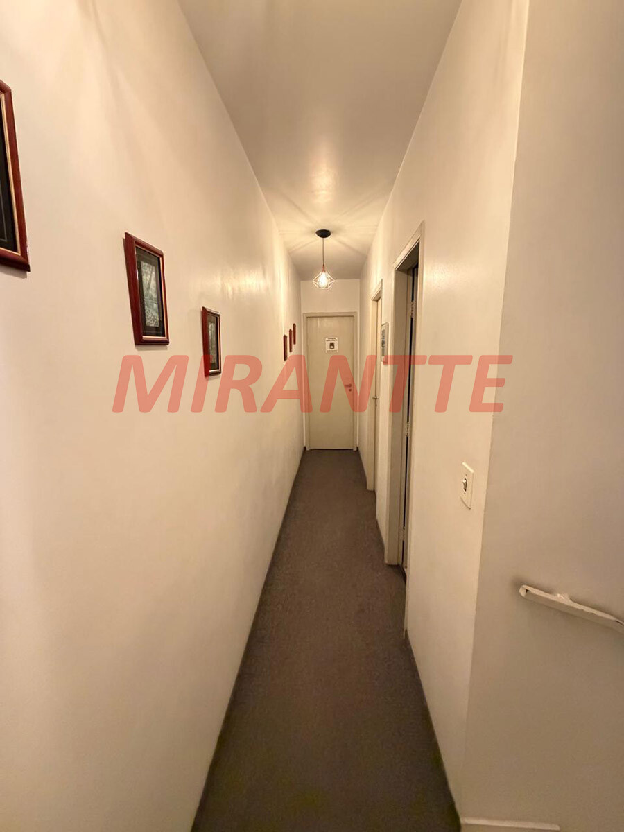 Sobrado de 210m² com 4 quartos em Vila Aurora